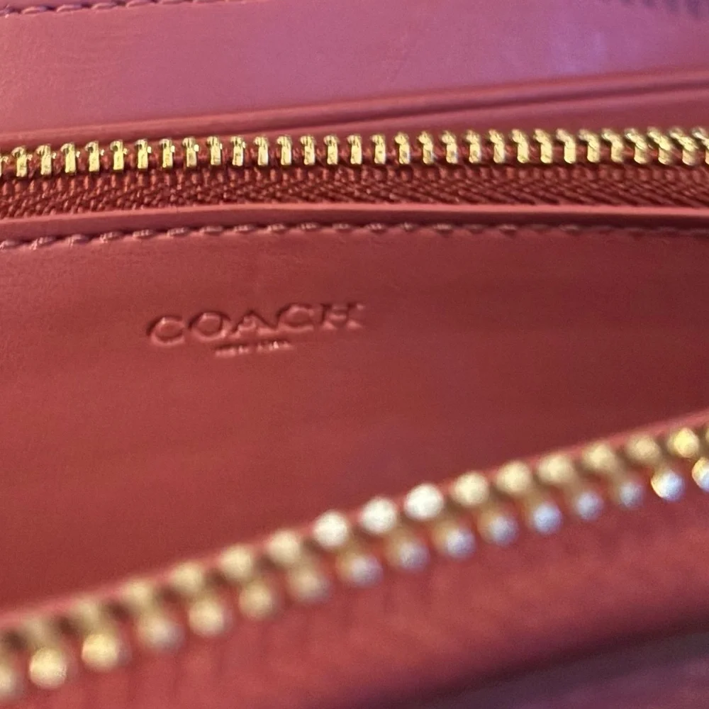 Coach vintage Pink Leather Wallet - Picture 6 of 6